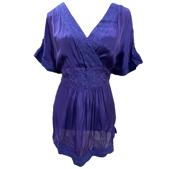Anthropologie MAEVE Short Sleeve V Neck Tie Waist Purple Embroidered Tunic 8 INV - Picture 1 of 10